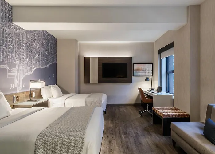 Cambria Loop - Theatre District Hotel