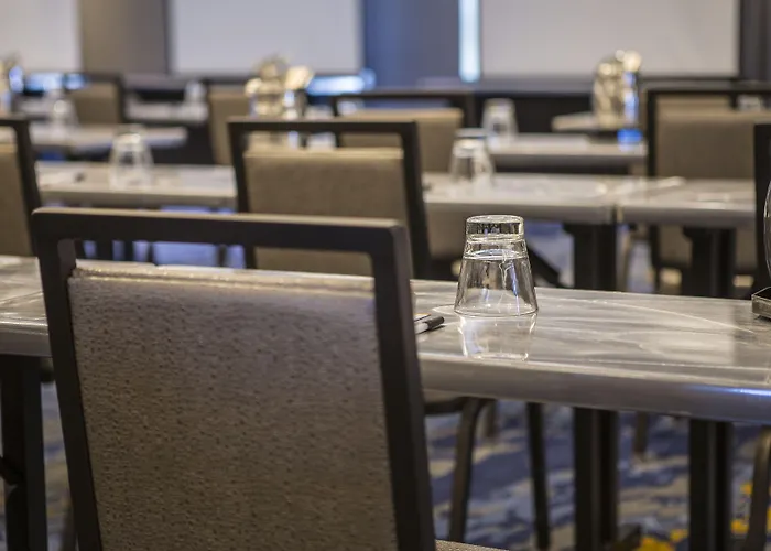 Cambria Loop - Theatre District Hotel 4*