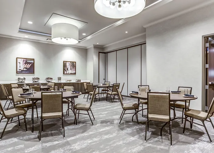 Cambria Loop - Theatre District Hotel 4*