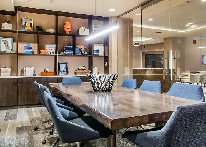Cambria Loop - Theatre District 4*