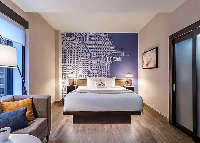 Cambria Loop - Theatre District 4*
