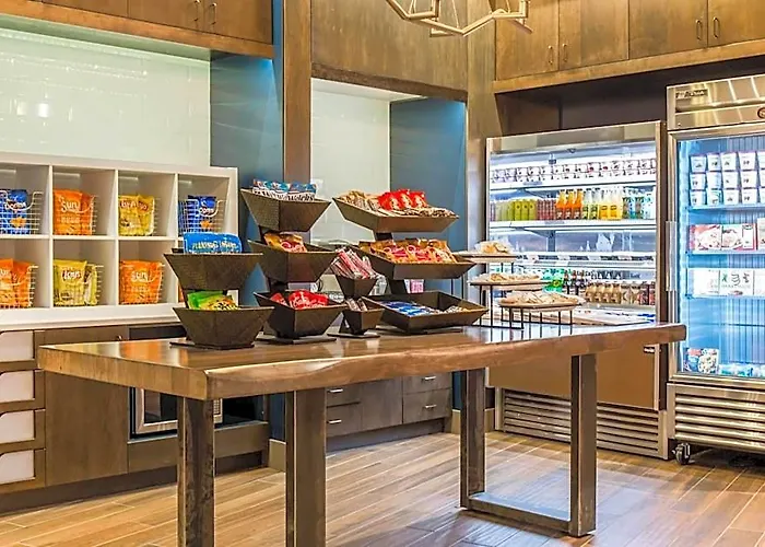 Cambria Loop - Theatre District 4* Chicago